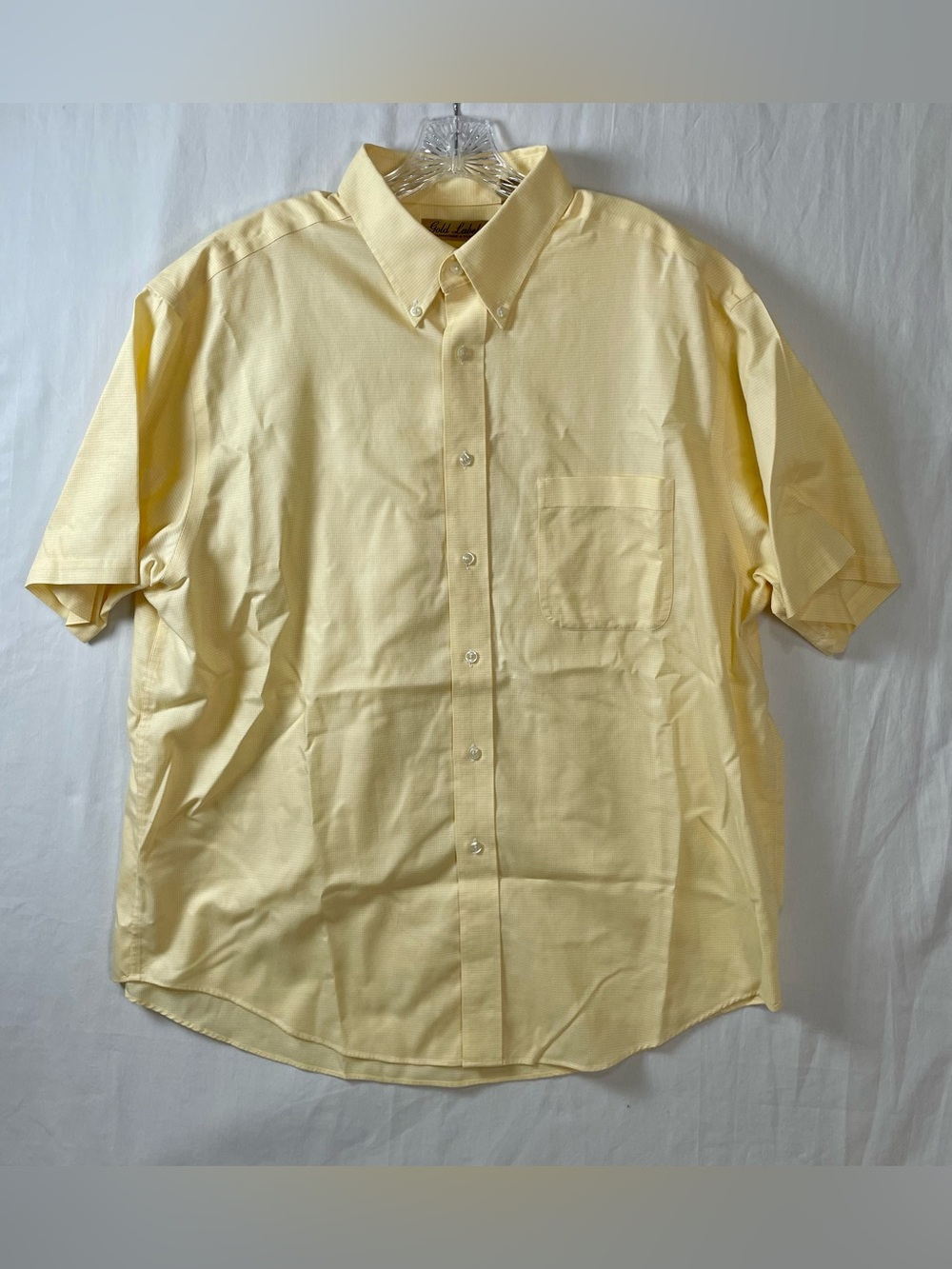 Gold Label Roundtree & Yorke short sleeve dress shirt XL Yellow